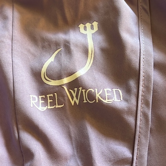 Reel Wicked purple athletic shorts with liner. Size Medium - Picture 5 of 5